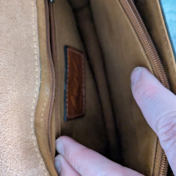 Patricia Nash Red Leather Crossbody Bag - Picture 10 of 13